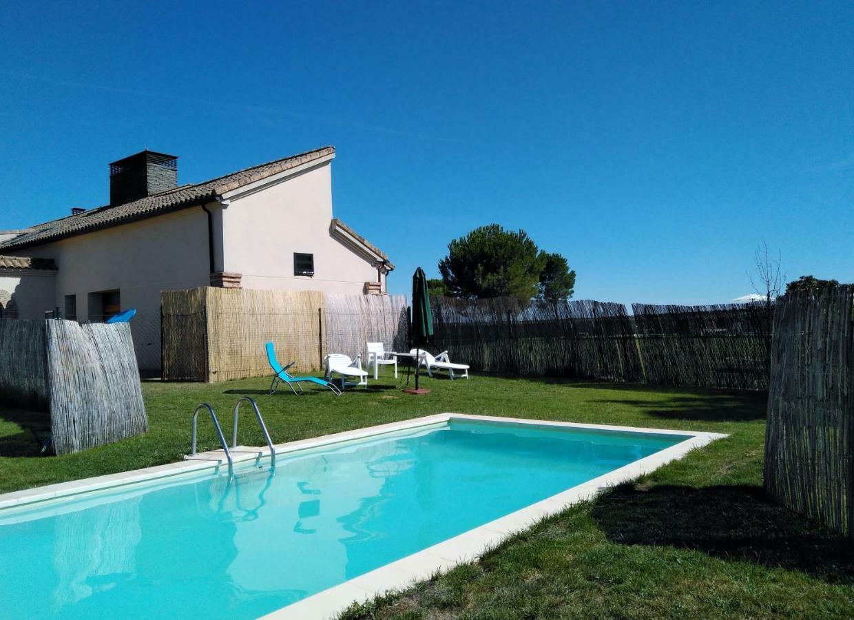 Casas Olmo y Fresno jardín y piscina a 17 kilómetros de Salamanca Exterior foto
